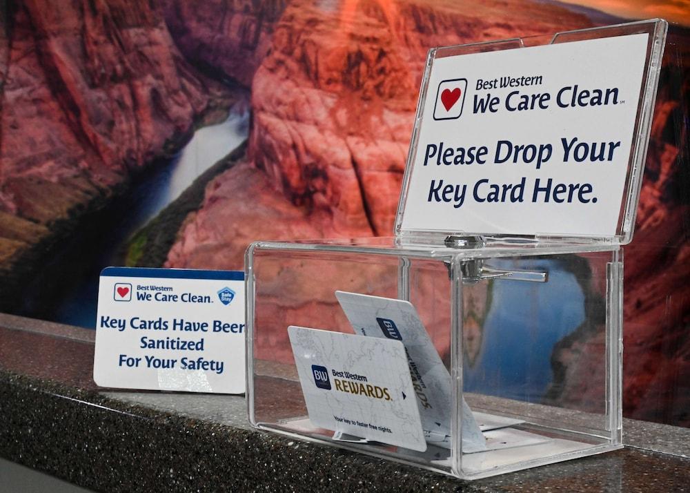 Best Western Mccarran Inn Las Vegas Exterior photo