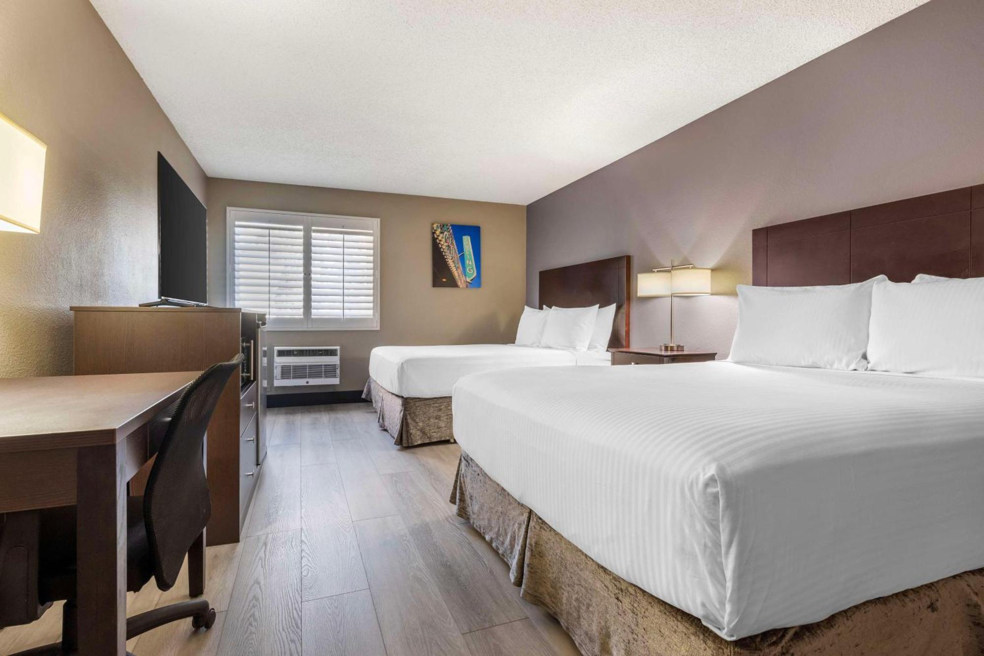 Best Western Mccarran Inn Las Vegas Exterior photo