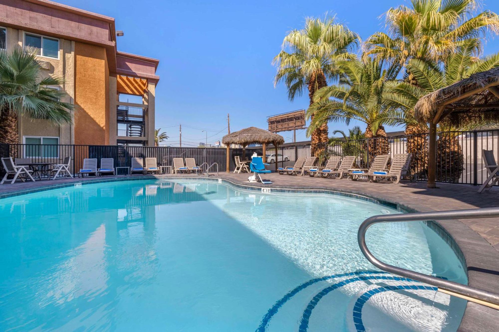 Best Western Mccarran Inn Las Vegas Exterior photo