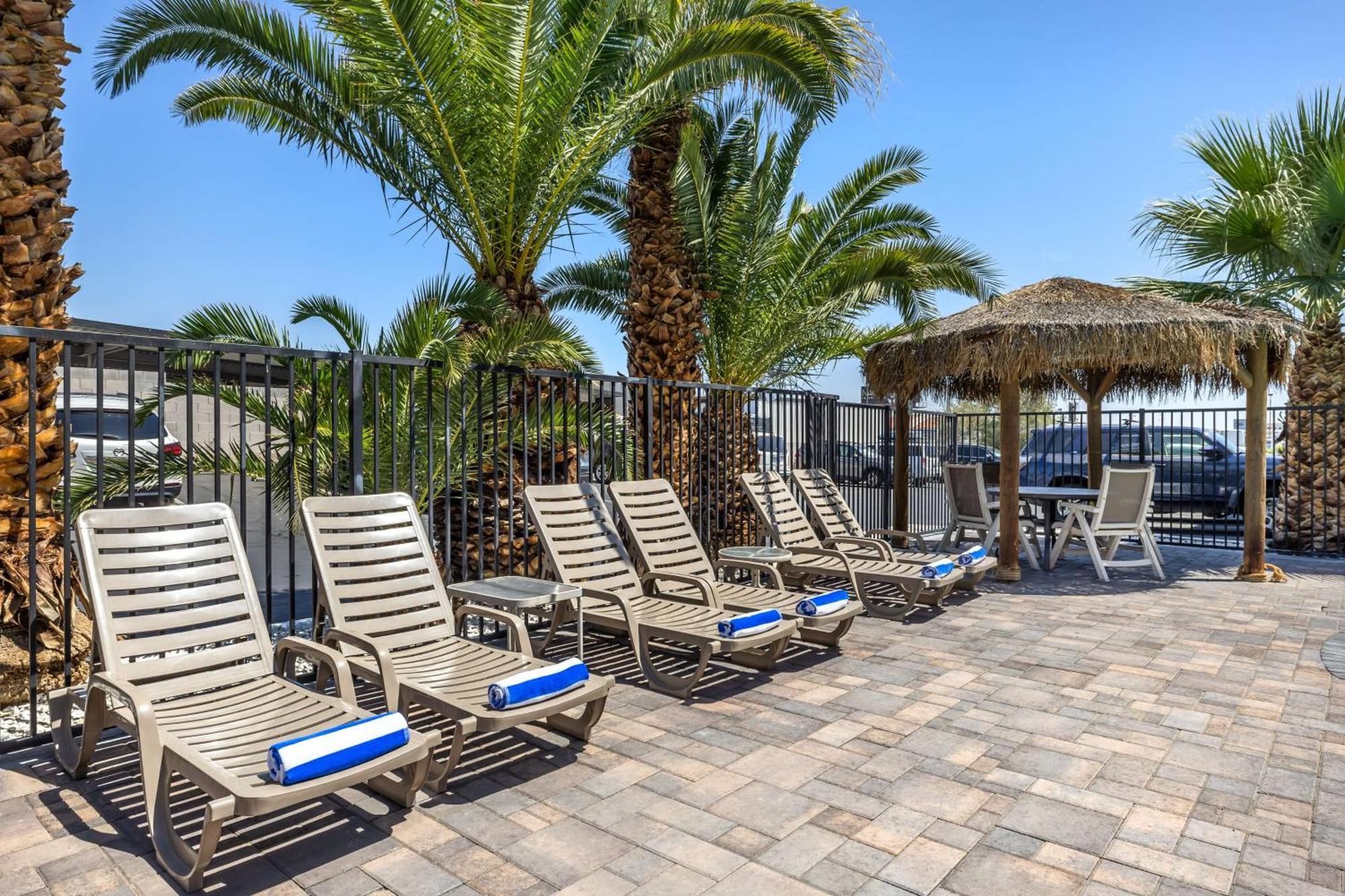 Best Western Mccarran Inn Las Vegas Exterior photo
